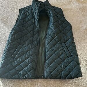 Amazon Quilted Vest in Dark Green